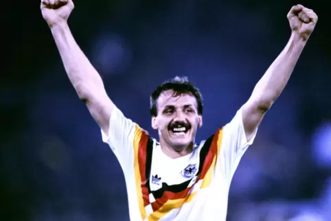 Jürgen Kohler im gewonnenen WM-Finale 1990. 