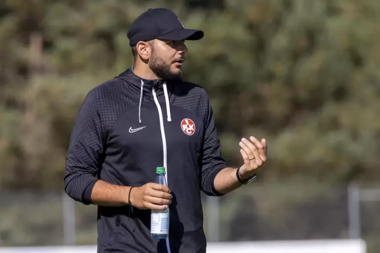 Optimistisch: FCK-Trainer Eimen Baffoun. 