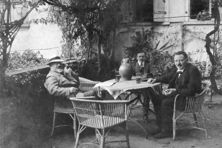Heinrich Kohl (rechts) zu Besuch bei Max Slevogt (links) auf der Terrasse von Neukastel bei Leinsweiler.