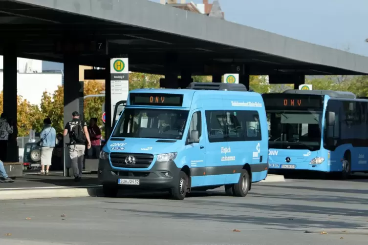 Die Fahrpläne ändern sich – und auch die Haltestellen der Busse am Busbahnhof. 