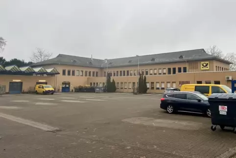 Platz für Neues: Die Gebäude auf dem früheren Post-Gelände in Landstuhl werden abgerissen. 