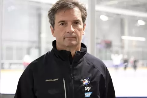Verlor sein erstes Spiel mit den Adlern: der neue Cheftrainer Dallas Eakins. 