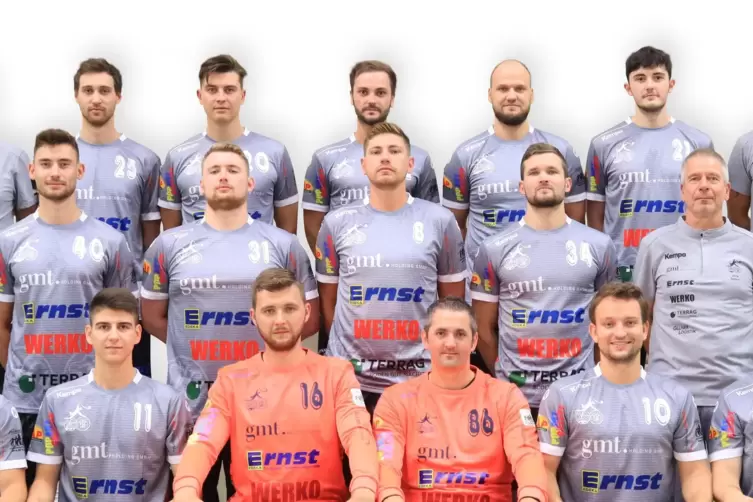 Jetzt hilft er, die aktuelle Oberliga-Mannschaft der SG SV 64/VT Zweibr&uuml;cken fit zu halten: Physiotherapeut J&ouml;rg Semar aus Contw