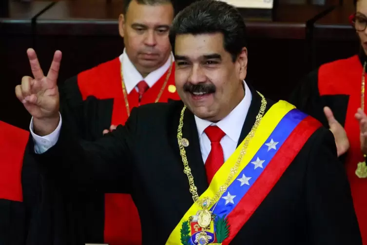 Venezuelas Machthaber Maduro greift nach Teilen des Nachbarlandes. 