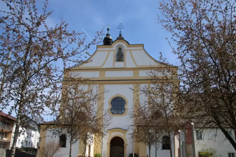 Imposant: Pfarrkirche in Rinchnach.