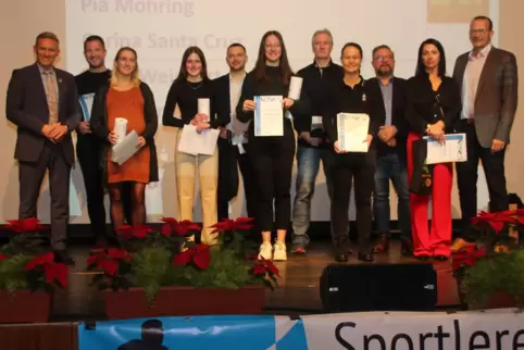 Für ihre hervorragenden Leistungen wurden Sportler und Sportlerinnen aus dem Landkreis Kaiserslautern ausgezeichnet.
