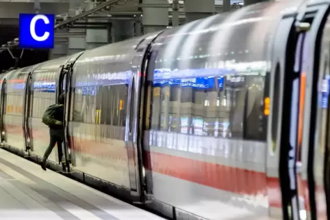 Durch das geplante S-Bahn-Netz sollen mehr Züge fahren – und man soll viel schneller ankommen. 