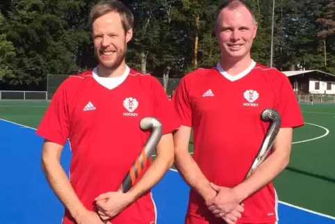 Jochen Metz (links) und Andreas Gillmann trainieren gemeinsam die Hockey-Herren der TSG Kaiserslautern. 