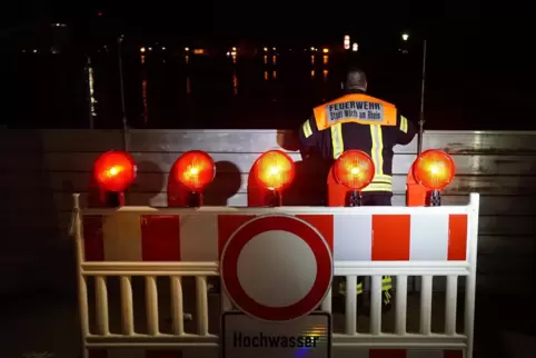 Die Deichscharten in Maximilianau wurden bereits gestern morgen geschlossen.