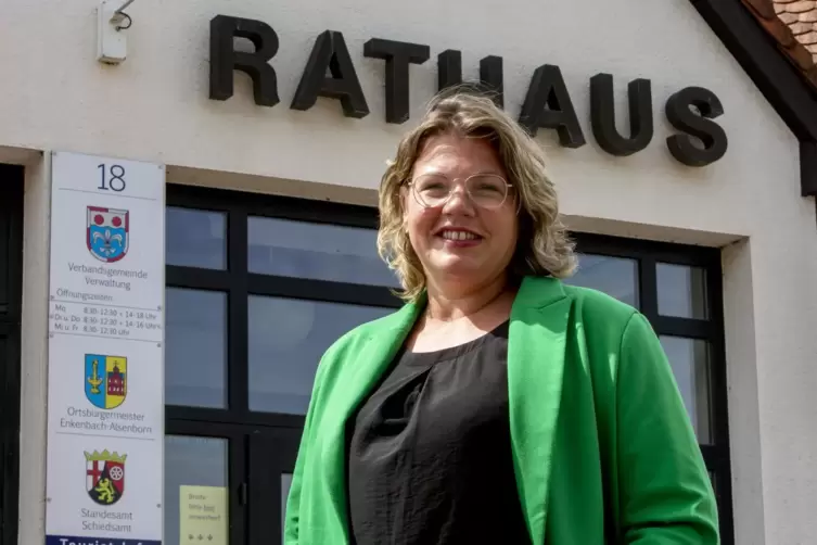 Silke Brunck, Bürgermeisterin der VG-Verwaltung Enkenbach-Alsenborn favorisiert eine Doppelführung bei den VG-Werken.