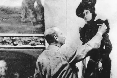 Der Maler Julius Exter in seinem Atelier im Jahr 1903.
