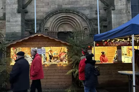 Das historische Ambiente vor der alten Kirche in Otterberg sorgte allein schon für eine festliche Stimmung. 