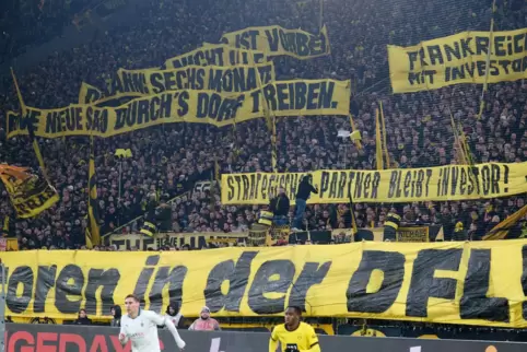 Proteste in Dortmund gegen den DFL-Investorendeal. 