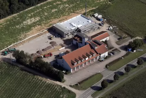 Das Feuerwehrgerätehaus an der Landauer Straße in Kandel soll für 6,1 Millionen Euro umgebaut und erweitert werden,
