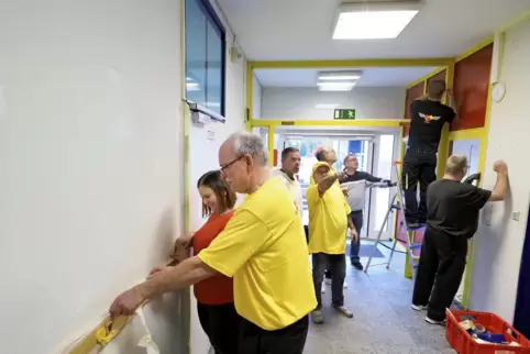 Zum zehnten Male opferten Post-Mitarbeiter einen Urlaubstag, um beim Global-Volunteer-Day den katholischen Kindergarten zu renov