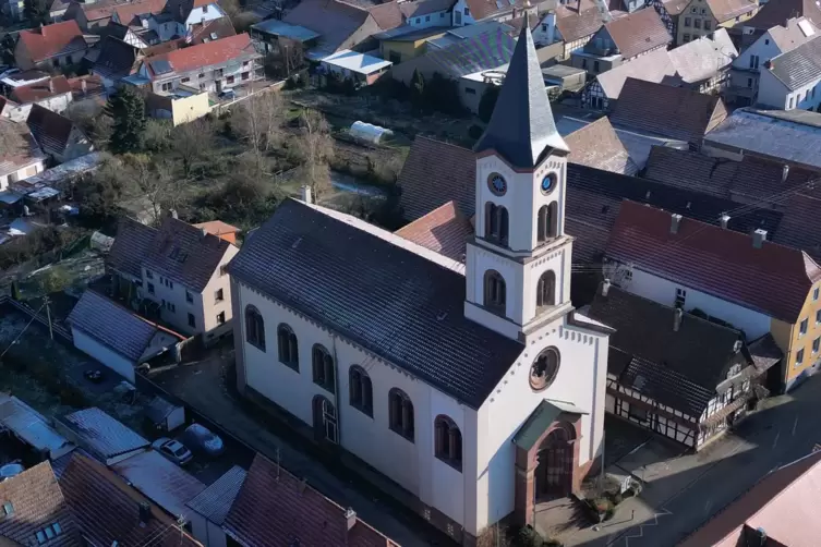 Die evangelische Kirche in Zeiskam. 