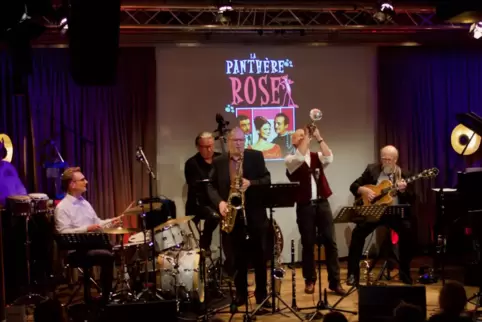 Mit Geschichten und Anekdoten erinnerten die Musiker bei ihrem Konzert an Wolf Kaiser. 