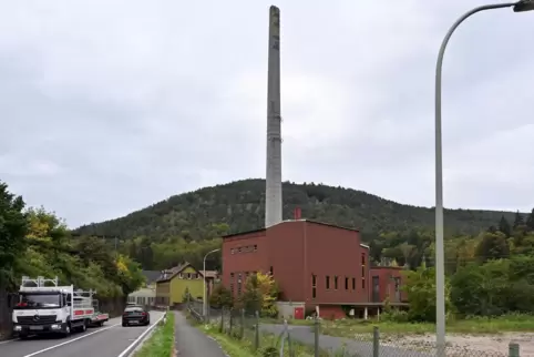 Seit Jahren eine Industriebrache: die ehemalige Papierfabrik Knoeckel & Schmidt in Lindenberg. 
