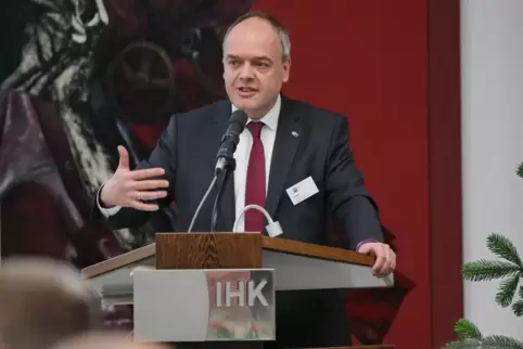 Jürgen Vogel rückt am Januar an die Spitze der IHK Pfalz. 