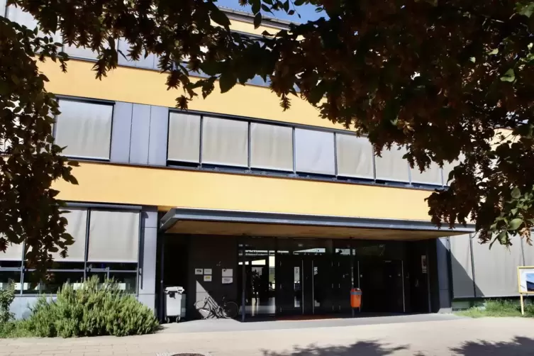 Auf dem Schulweg zum Gymnasium Edenkoben wurde das M&auml;dchen im September gekidnappt. 