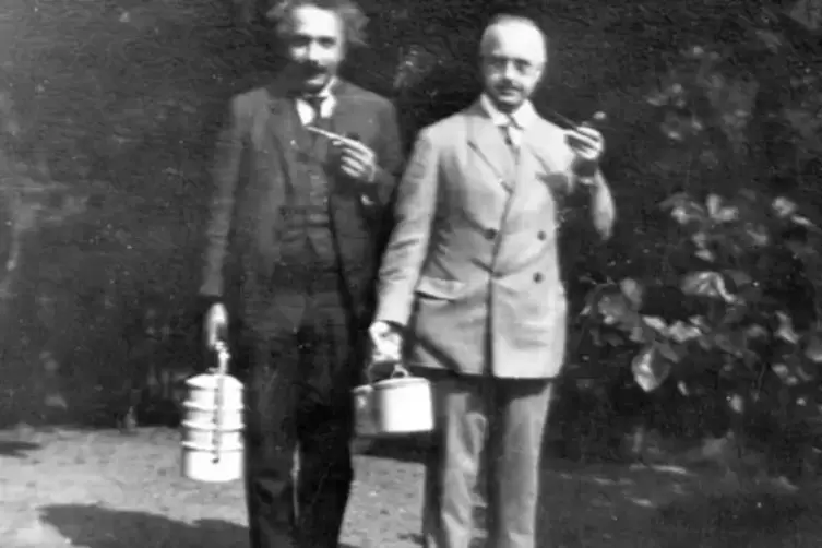 Albert Einstein und Hermann Anschütz-Kaempfe