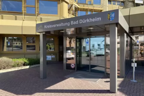 Nimmt sich der Kreis zu viel Geld von den ihm angehörenden Kommunen? Darum ging es am Mittwoch im Kreistag. 