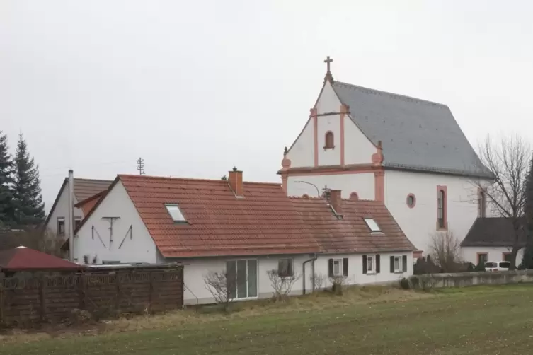 Hier ist der Altar einst entdeckt worden: Kirche St. Oswald in Bo&szlig;weiler. 