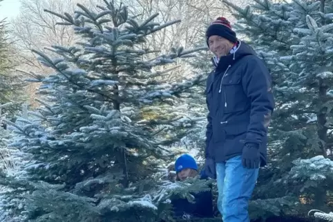 Ein Herz für Hässlichkeit: Wenn Kim Herzog mit seiner Familie zum Weihnachtsbaumschlagen geht, geben sie gerne dem am übelsten a