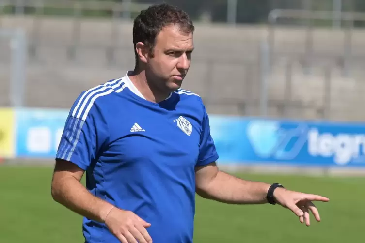 Sebastian Heß ist aktuell Trainer der U19 des FK Pirmasens und übernimmt im Sommer die TSV Fortuna Billigheim-Ingenheim. 
