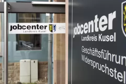 Das Jobcenter in Kusel ist am Morgen noch für Kunden geöffnet. Die Standorte in Waldmohr und Lauterecken bis 29. Dezember geschl
