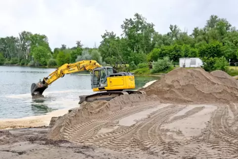 Mit Wasser kommt am Silbersee lange nur der Bagger in Berührung.