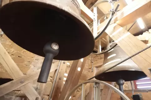 Weithin hörbar: Die Glocken der Battenberger Kirche läuten nicht zur zum Gottesdienst.