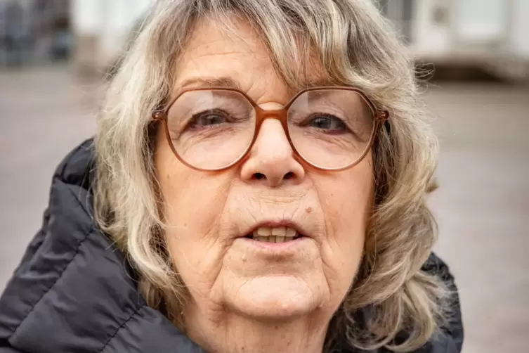 Angelika Godau wurde durch ihre Krimis bekannt, nun hat sie etwas ganz anderes geschrieben.