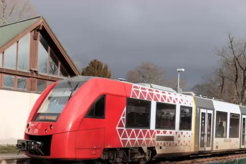 kirchhbahnhof9