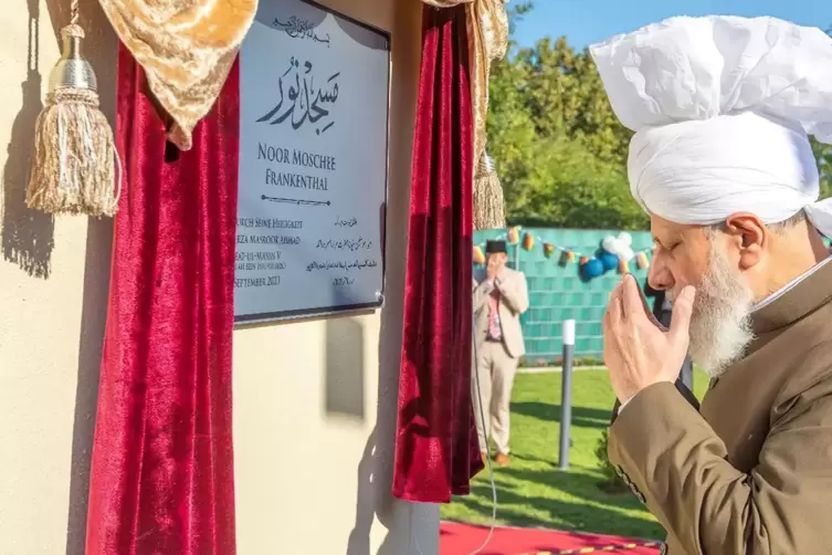 Hoher Besuch im Industriepark Nord: Das geistliche Oberhaupt der weltweiten Ahmadiyya-Gemeinde, Kalif Hadhrat Mirza Masroor Ahma