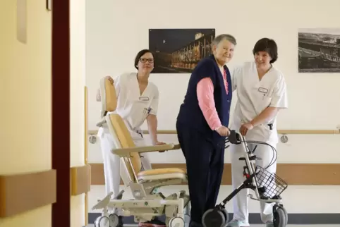 Bei der Versorgung älterer Patienten arbeiten Unfallchirurgie und Geriatrie am Dürkheimer Krankenhaus eng zusammen. arbeiten 