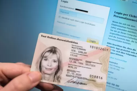 Braucht ein biometrisches Passfoto: der deutsche Personalausweis. 