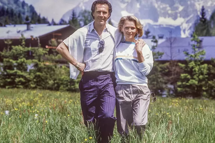 Franz Beckenbauer mit seiner früheren Partnerin Diana Sandmann, mit der er von 1977 bis 1988 zusammen war.