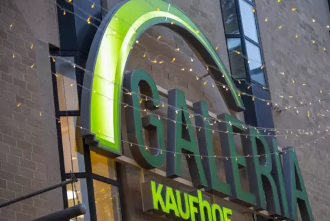 Laut Medienberichten will die Warenhauskette Galeria Karstadt Kaufhof am Dienstag Insolvenz anmelden. 