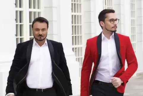 Toni Di Napoli (links) und Pietro Pato kommen in die Südwestpfalz, um gemeinsam mit ihrem Publikum zu singen.