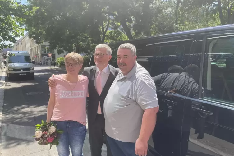 Schirmherr ist der fr&uuml;here Botschafter der Ukraine in Deutschland, Andrij Melnyk (hier mit Marion und Walter Adam). 