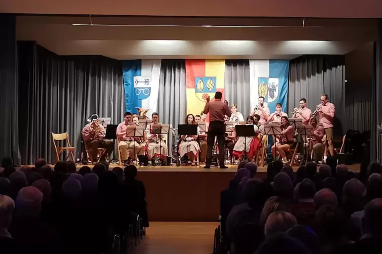 Mitsingen und -klatschen war bei der Blaskapelle Assenheim angesagt. 
