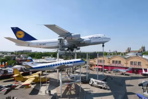 Wahrzeichen: Lufthansa-Jumbo im Technik-Museum.