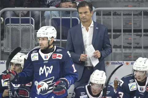 Trainer Dallas Eakins war nach dem 0:4 stinksauer. 