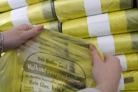 Die Rollen mit den Gelben Säcken sind heiß begehrt. 