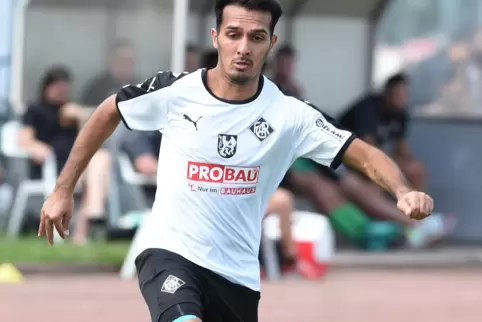Trug das Arminia-Trikot von 2019 bis 2021: Soleiman Rostamzada, der jetzt die Stadtmeisterschaften organisiert.