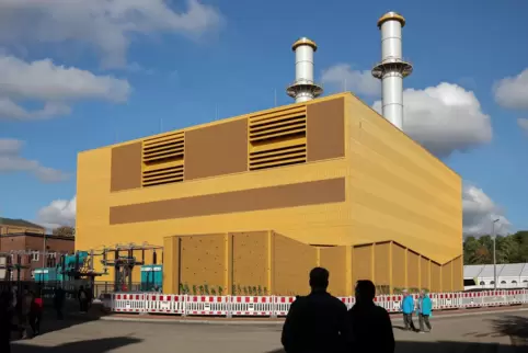 Deutschlands erstes zertifiziertes Wasserstoffkraftwerk nahm im Oktober 2023 in Leipzig den Betrieb auf. Das jetzt noch mit Erdg