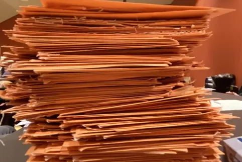 Am 9. Juni 2024 werden sich wieder die abgegebenen Stimmzettel stapeln. 