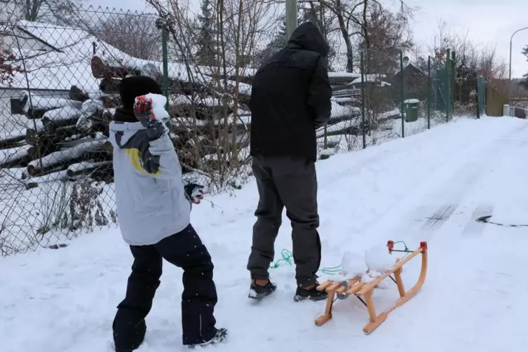 Nach Schulschluss im digitalen Klassenzimmer konnten die Sch&uuml;ler die sch&ouml;nen Seiten des Schneegest&ouml;bers genie&szlig;en. 