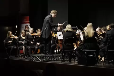 Klangschön: Sinfonieorchester des Landkreises unter Alexander Mayer.